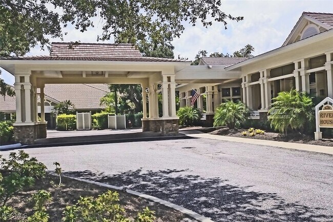 Building Photo - 3111 Cottonwood Bend