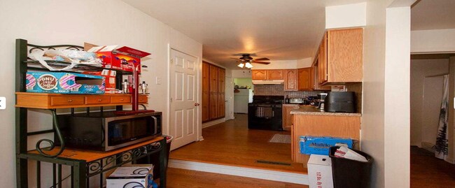 Building Photo - 10 Sherwood Ln