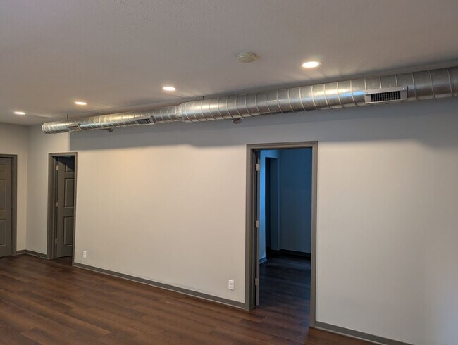 Building Photo - 4119 N 60th St