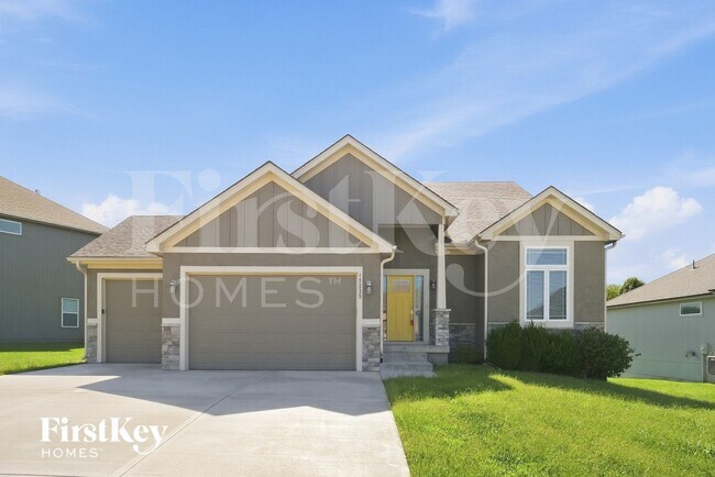 Building Photo - 15235 Knight Rd