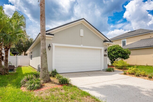 Building Photo - Beautiful Home in Wynnfield Lakes