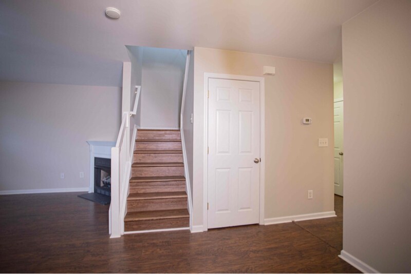 Building Photo - 10826 Holly Ridge Blvd