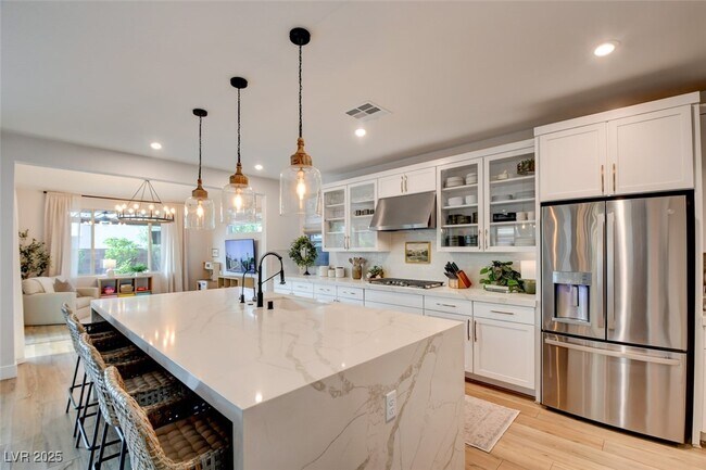Building Photo - 9702 Starlight Ridge Ave