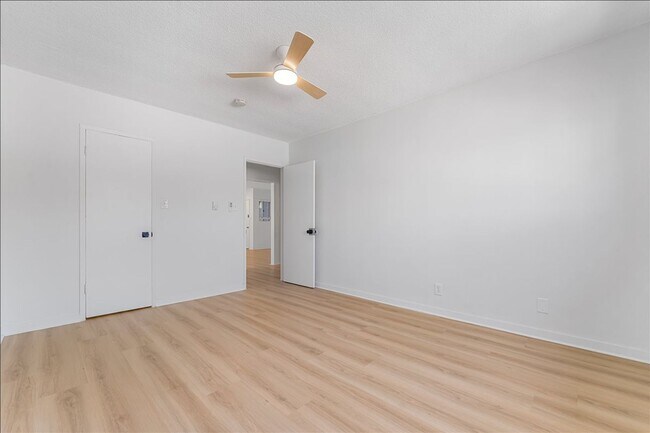 Building Photo - 1626 Pine Ave