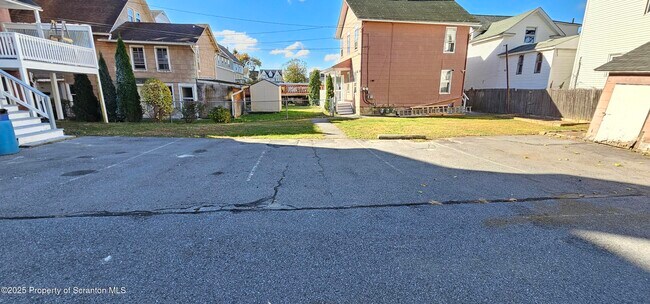 Building Photo - 130 S Rebecca Ave