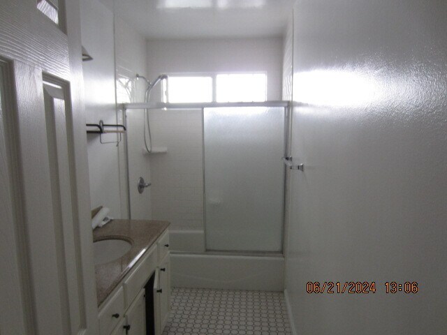 Building Photo - 14839 Blythe St