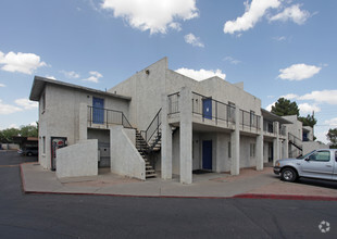 Building Photo - Country Club Commons