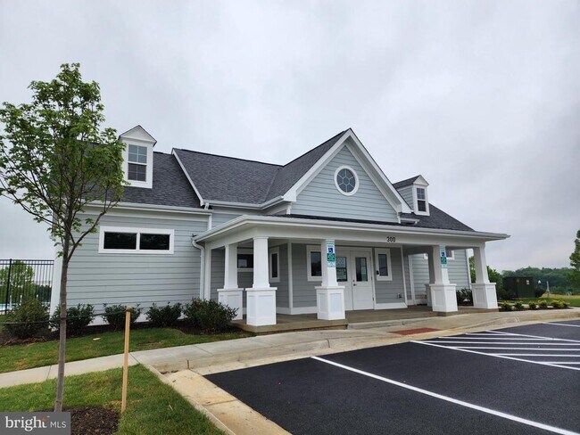 Building Photo - 152 Telluride Wy