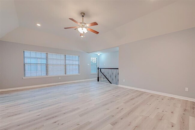 Building Photo - 18306 S Austin Shore Dr
