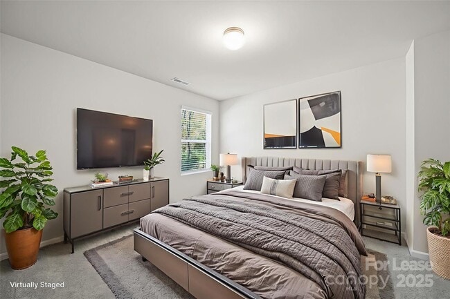 Building Photo - 3200 Polk and White Rd