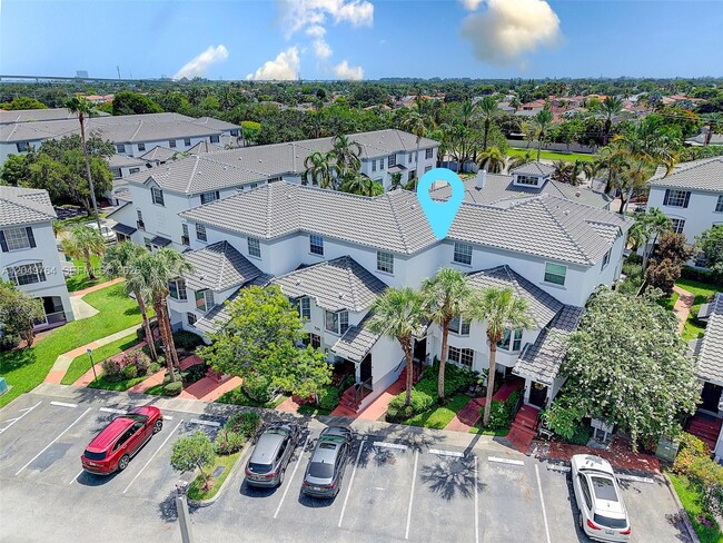 Building Photo - 725 SW 148th Ave