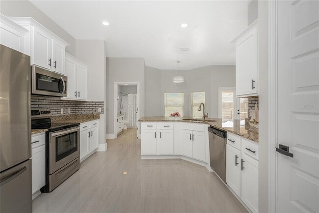 Building Photo - 22497 Vale Ave