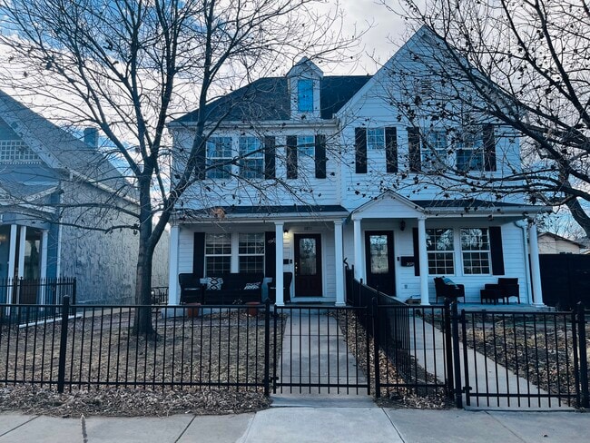 Building Photo - 2077 S Grant St