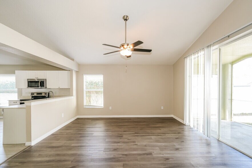 Building Photo - 6934 Waterbrook Ct