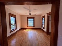 Building Photo - 48 Monroe St