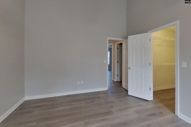 Building Photo - 127 Wenlock Cir