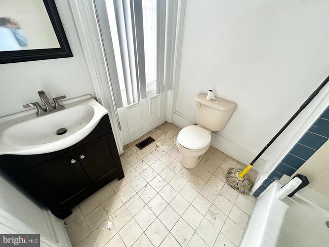 Building Photo - 3618 Spring Garden St