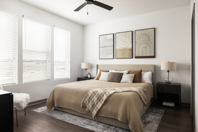 Building Photo - Citadel at Castle Pines