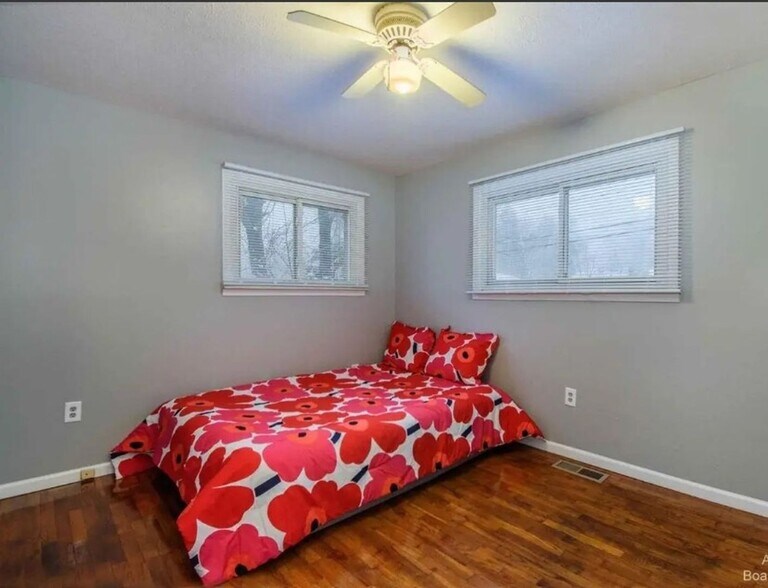 Building Photo - 1200 Nash Ave