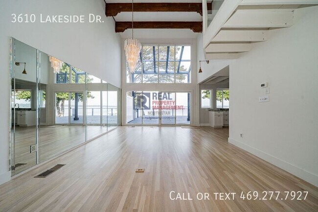 Building Photo - 3610 Lakeside Dr