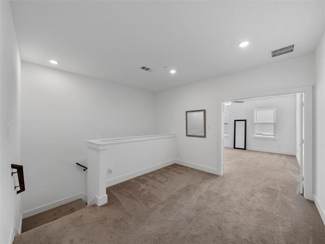 Building Photo - 1059 Maverick Dr