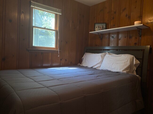 Building Photo - 24861 Faulhorn Dr