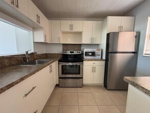 Building Photo - 19715 SW 114th Ave