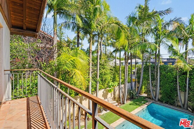 Building Photo - 420 Alta Ave