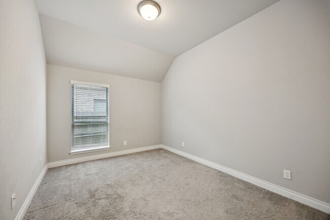 Building Photo - 12502 Kinmundy Ln
