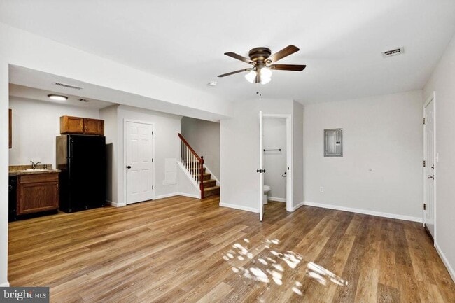 Building Photo - 56 S Charlotte St