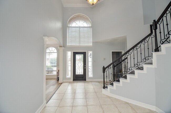 Building Photo - 14203 Marina Bay Ln