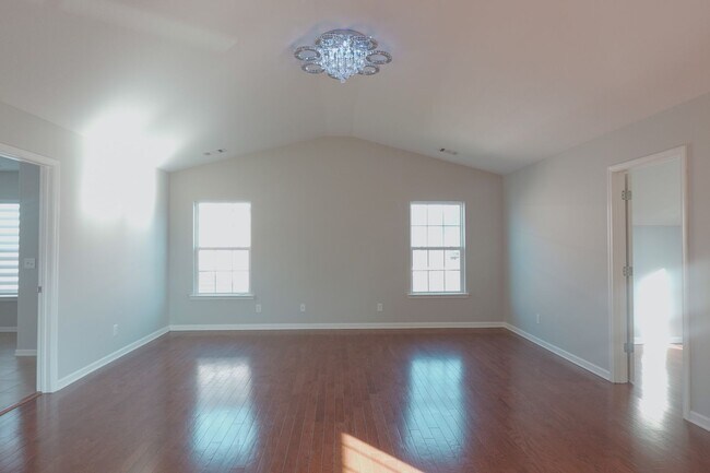 Building Photo - Available Soon!