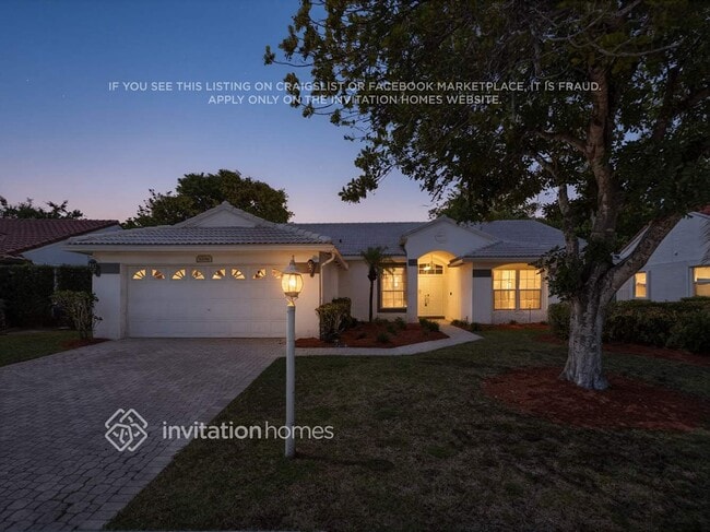 Building Photo - 9296 Lake Serena Dr