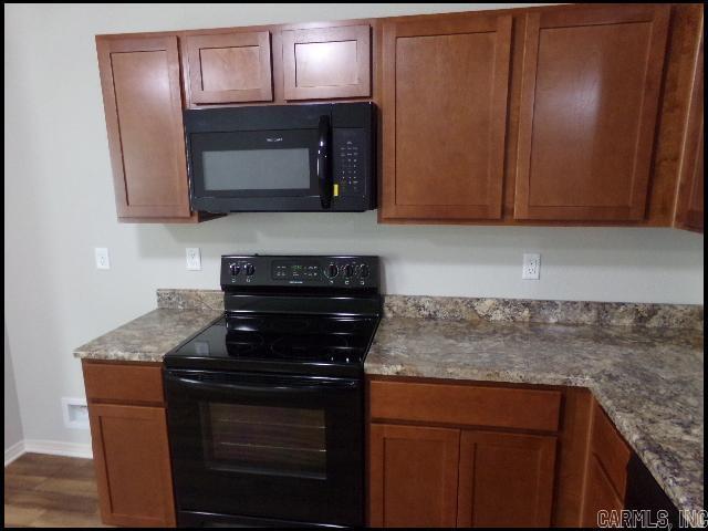 Building Photo - 6097 Saddle Hill Dr
