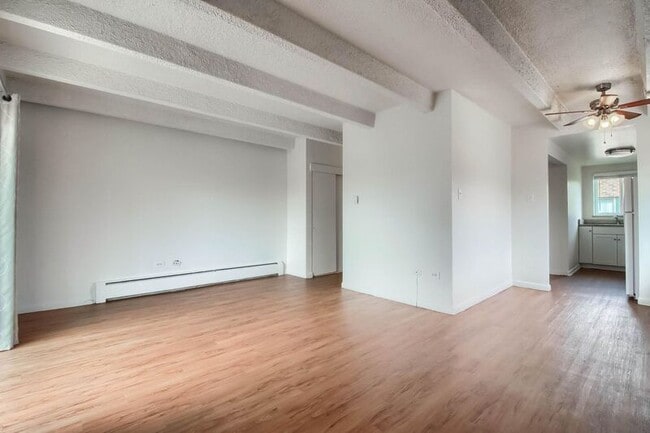 Building Photo - 257 Pearl St
