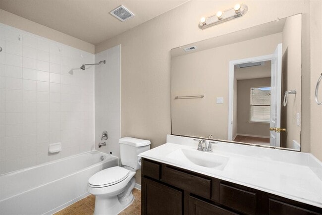 Building Photo - 25426 Saddlebrook Champion Way