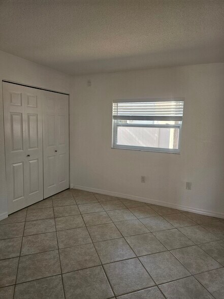 Building Photo - 2501 Harn Blvd