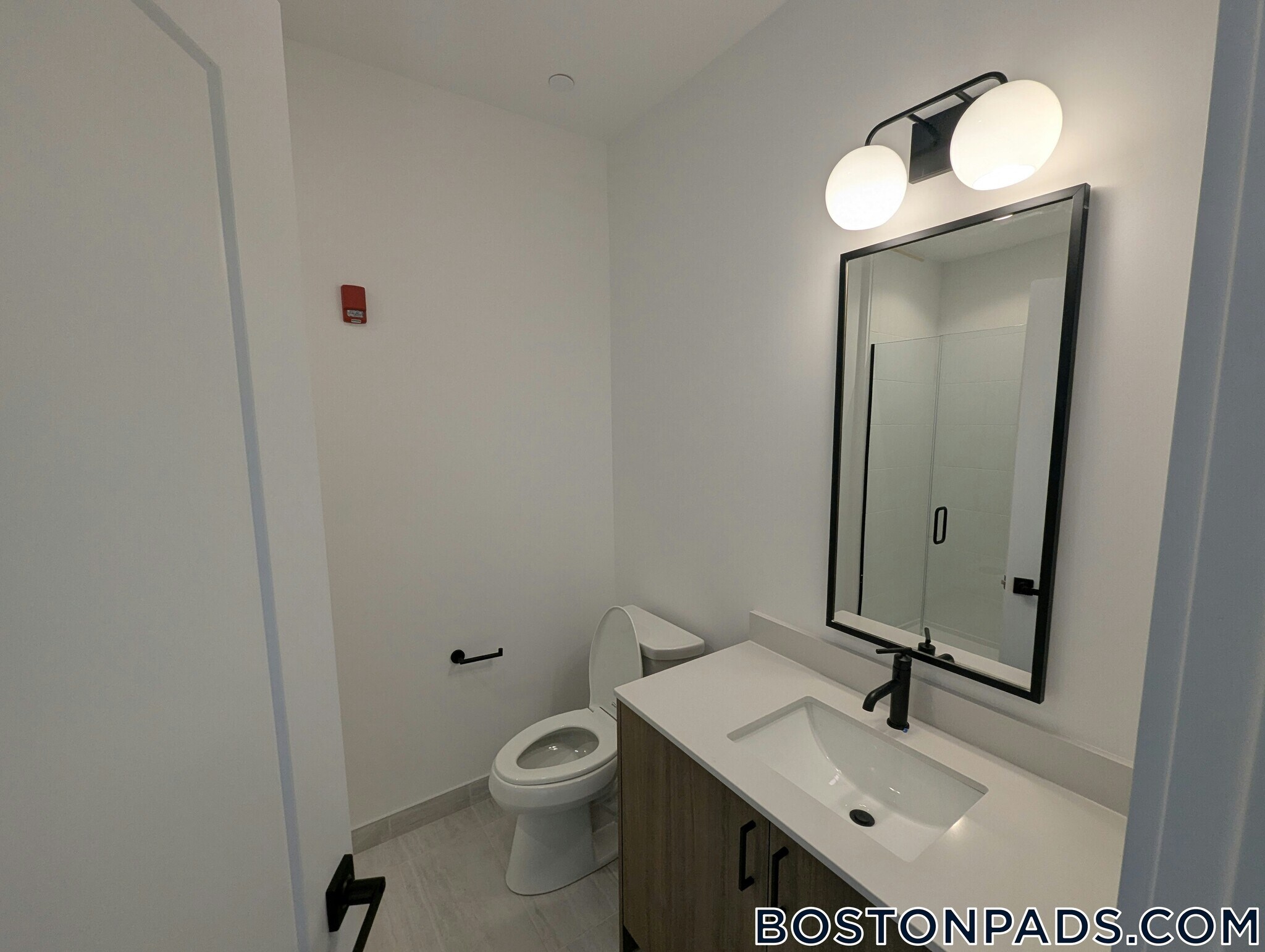 Building Photo - 199 Gardner St