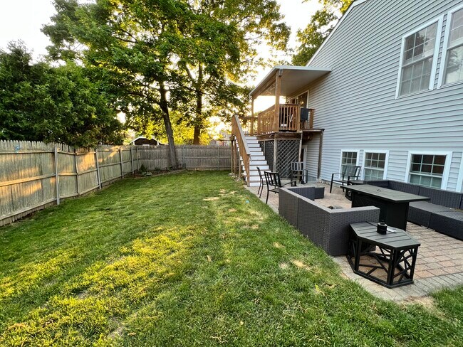 Building Photo - 49 Ramsay St