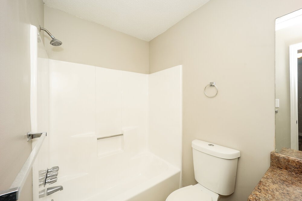 Building Photo - 8536 Pineland Dr