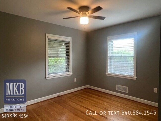 Building Photo - 6099 Franklin Rd