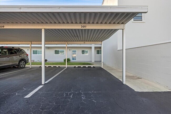 Building Photo - 649 S Tamiami Trl