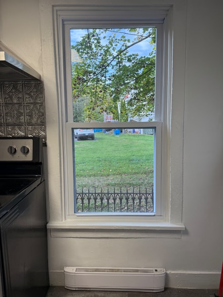 Building Photo - 12 Grove St