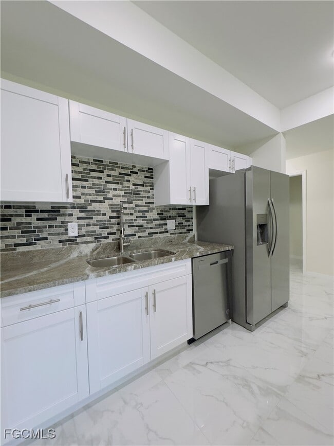 Building Photo - 884 Alabama Rd S