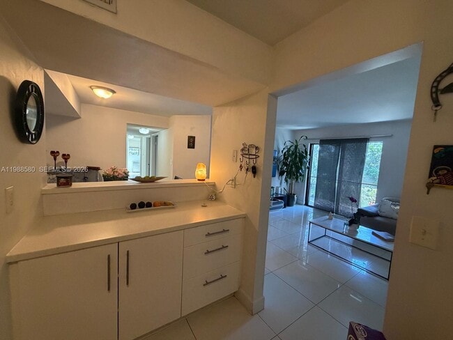 Building Photo - 468 NE 206th Ln