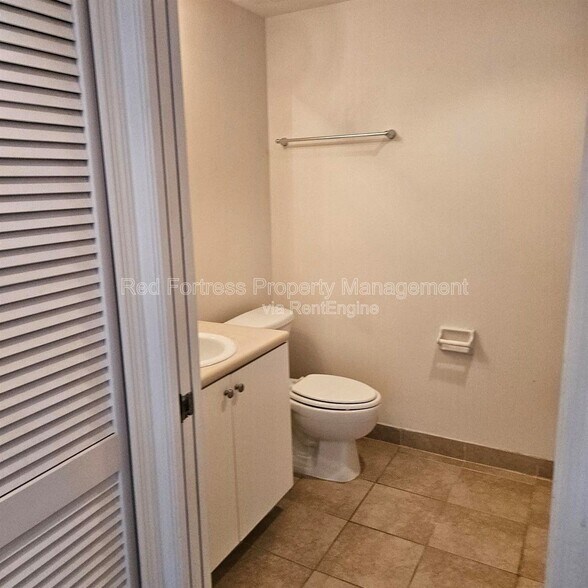 Building Photo - 8326 Bernwood Cove Loop