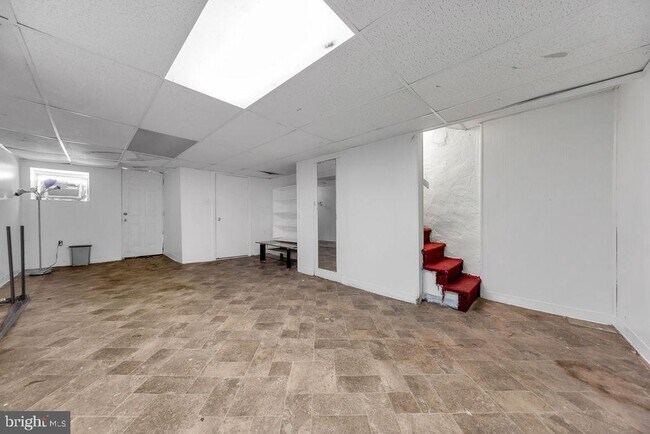 Building Photo - 177 Wellington Rd