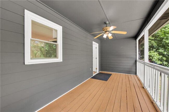 Building Photo - 5722 Port Dr