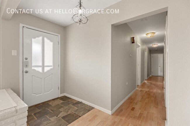 Building Photo - 1101 Rambler Dr