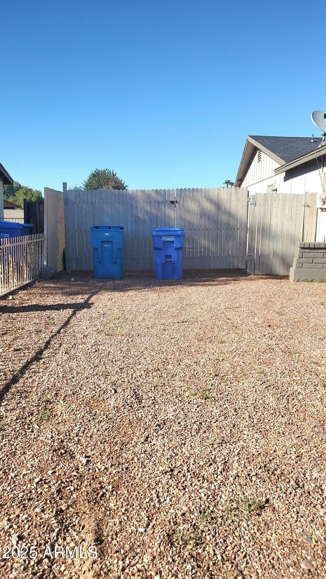 Building Photo - 8002 West Campbell Ave